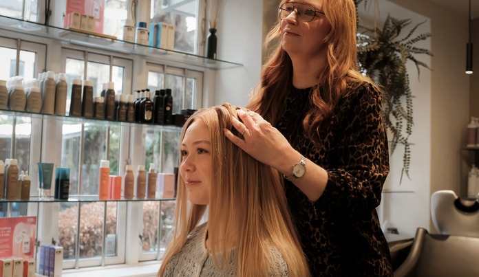 Frisør Pigalle - Klip og Farvning