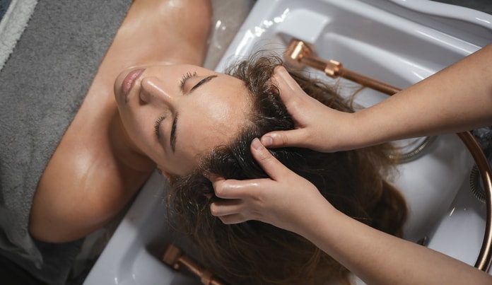 Hovedbundsbehandling hos Clinique Colette