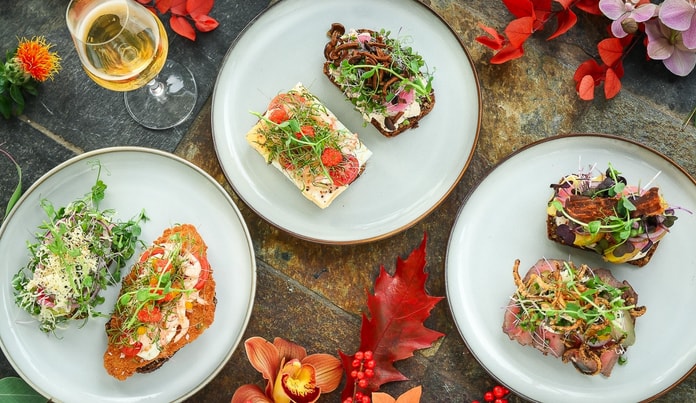 2 Valgfri Smørrebrød + Sødt Hos Florie