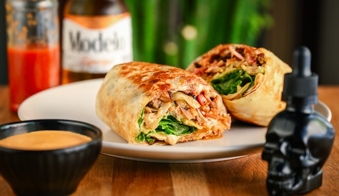 Valgfri Burrito + Salsa - Poco Picante