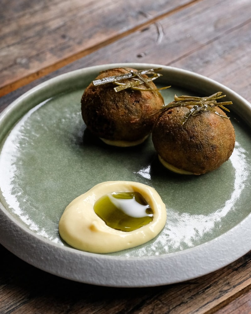 Kokken er fra Noma: 8 serveringer hos anmelderrost Frederiksberg-bistro