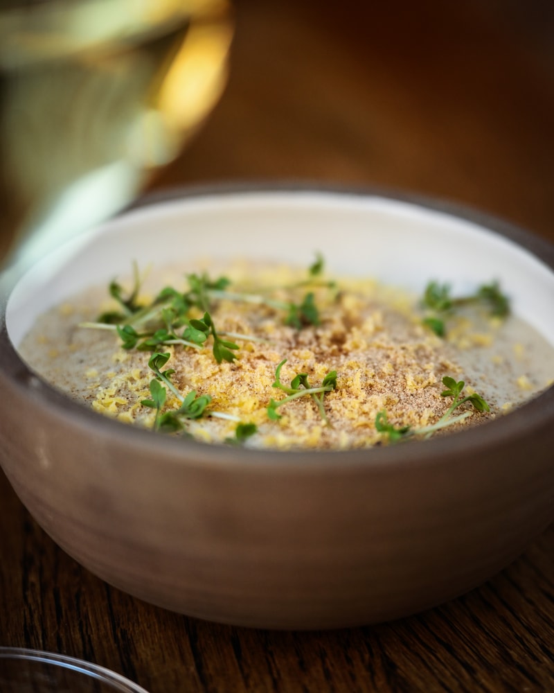 5 ★ i Berlingske: 5-retters nordisk menu hos Mes med top-kok fra Noma, Geranium, Falsled kro og El Bulli