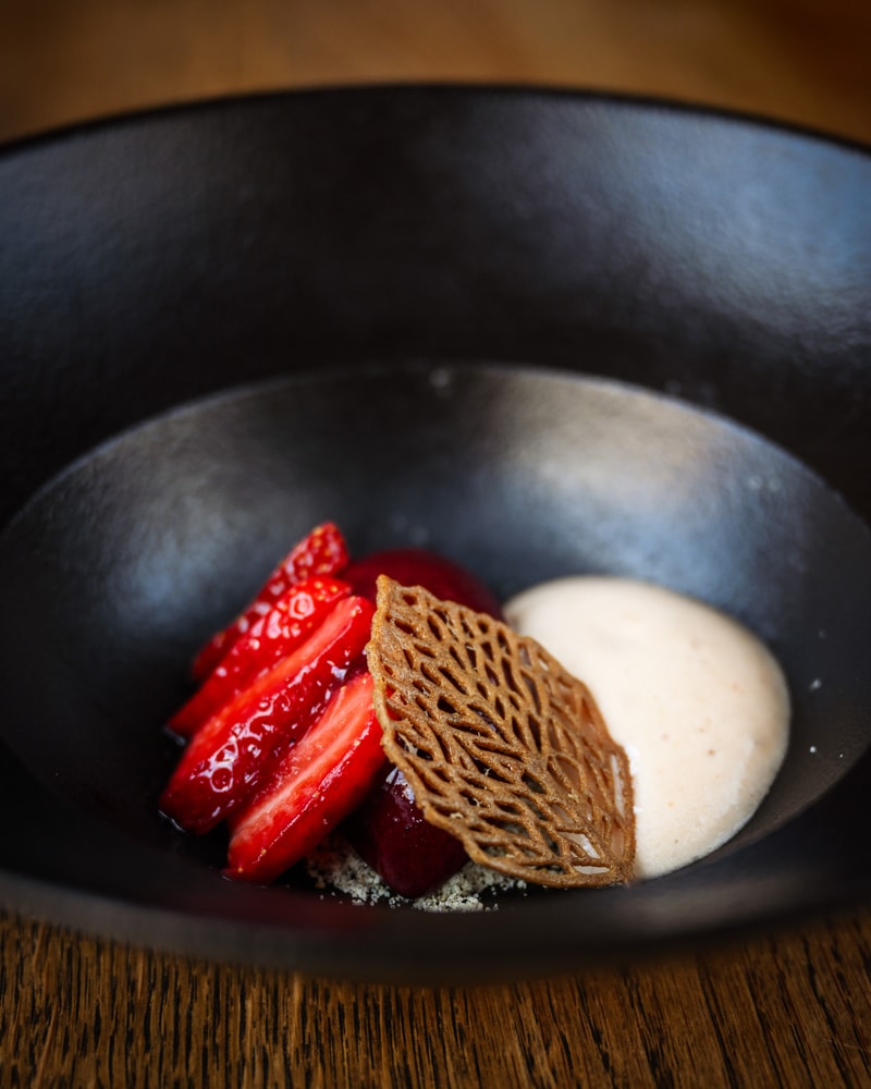 5 ★ i Berlingske: 5-retters nordisk menu hos Mes med top-kok fra Noma, Geranium, Falsled kro og El Bulli