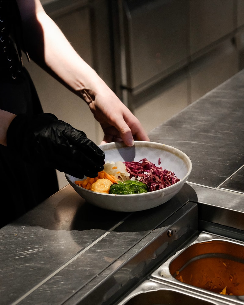 To go og to stay: Asiatisk velsmag og nordiske råvarer hos Poké & Sons