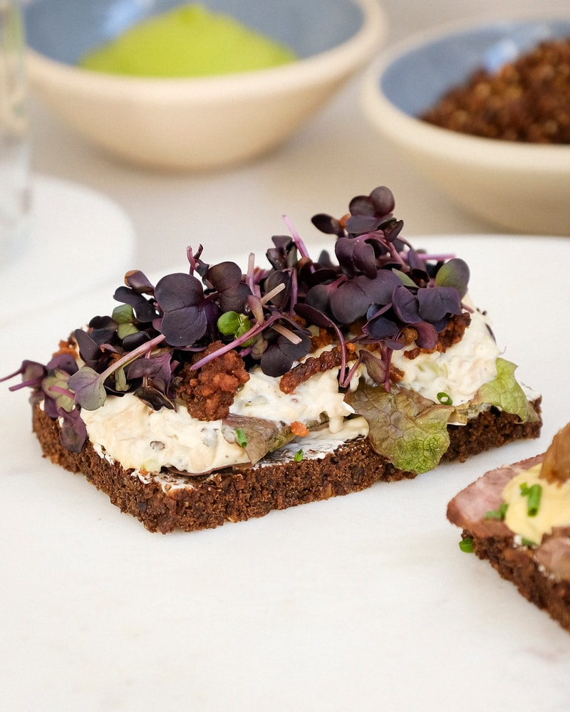 Smørrebrødsvidundere fra Danish Minies - smag landets mest elegante smørrebrød