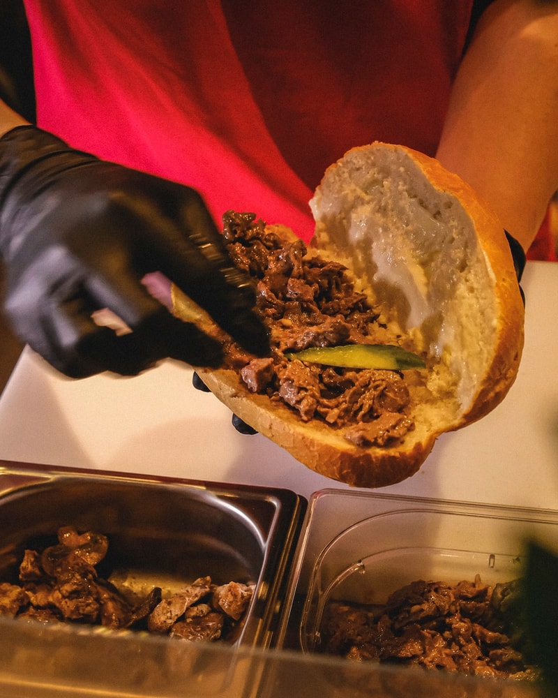 Valgfri Combo - Autentiske & Friske Banh Mi's fra Le Petit Hian i Indre By