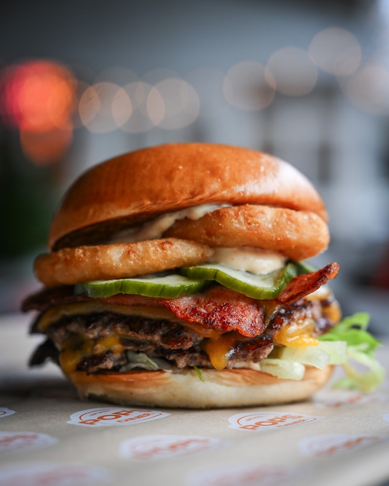 Valgfri Burger hos POP's Diner - Sommerens Bedste Burger under Buen