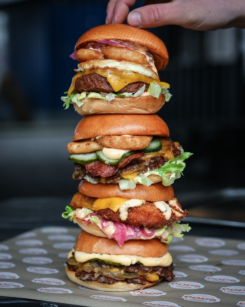 Valgfri Burger hos POP's Diner - Sommerens Bedste Burger under Buen