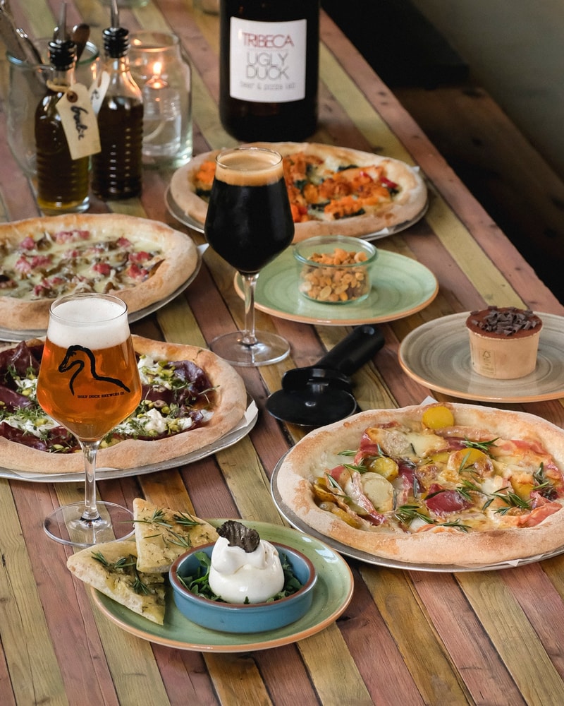 Rost til skyerne: 3-retters m/ Pizza & italienske specialiteter hos ikoniske Tribeca i Nordvest