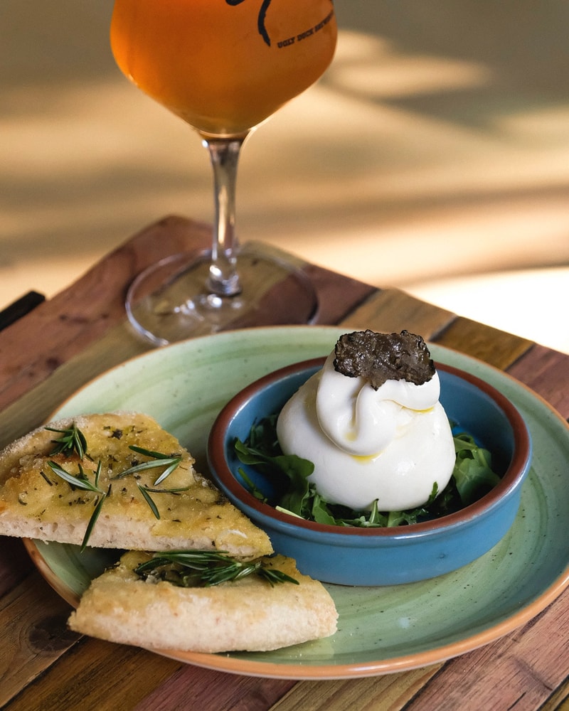 Rost til skyerne: 3-retters m/ Pizza & italienske specialiteter hos ikoniske Tribeca i Nordvest