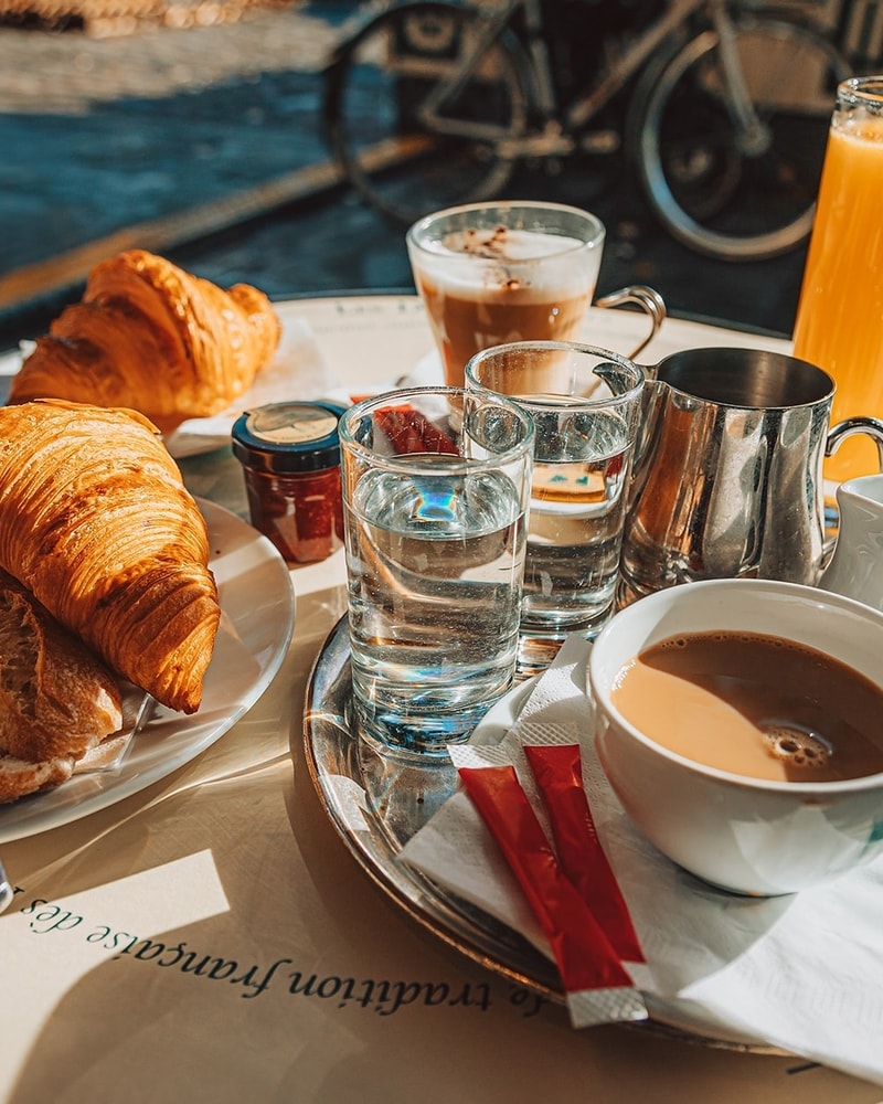 Oplev Sensommeren i Romantiske Paris