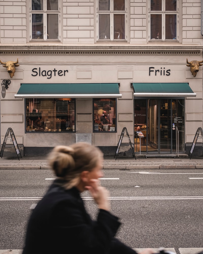 Frit valg hos Slagter Friis - Solidt Håndværk fra Danmarks Bedste Butiksslagter