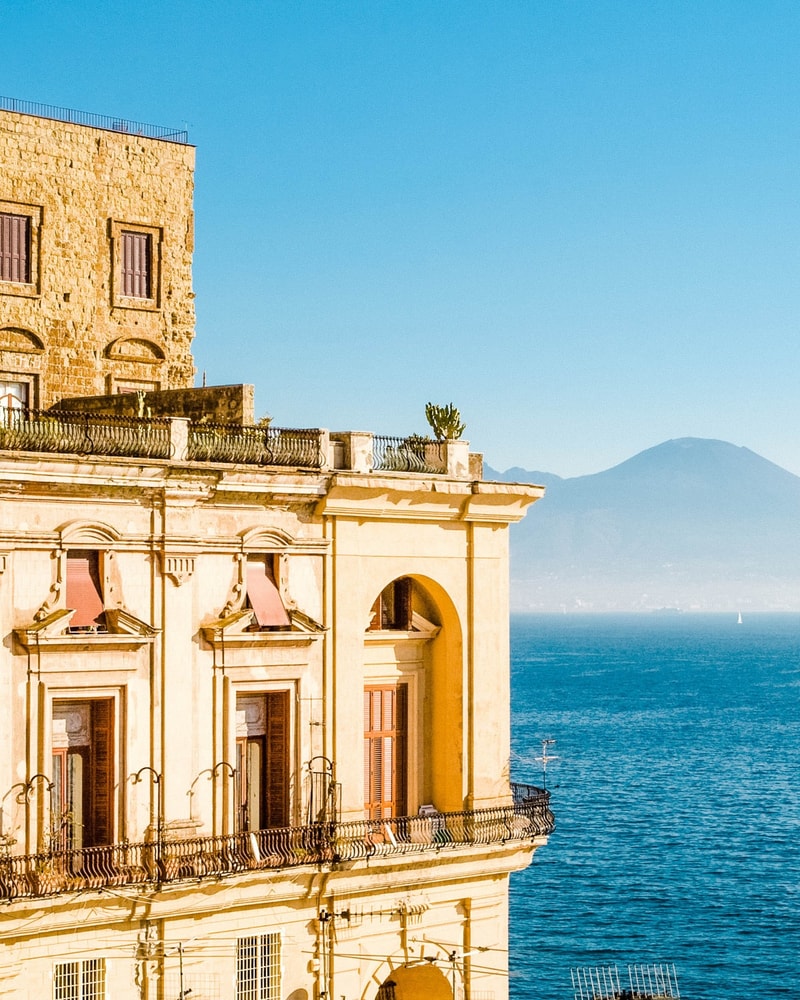 Fortryllende rejse til italiener-øen Ischia