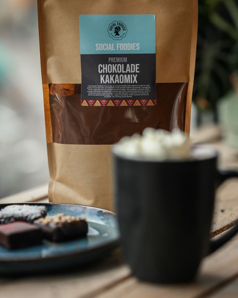 Varm chokolade + Håndlavet Bite fra Social Foodies - 6 Lokationer på Sjælland