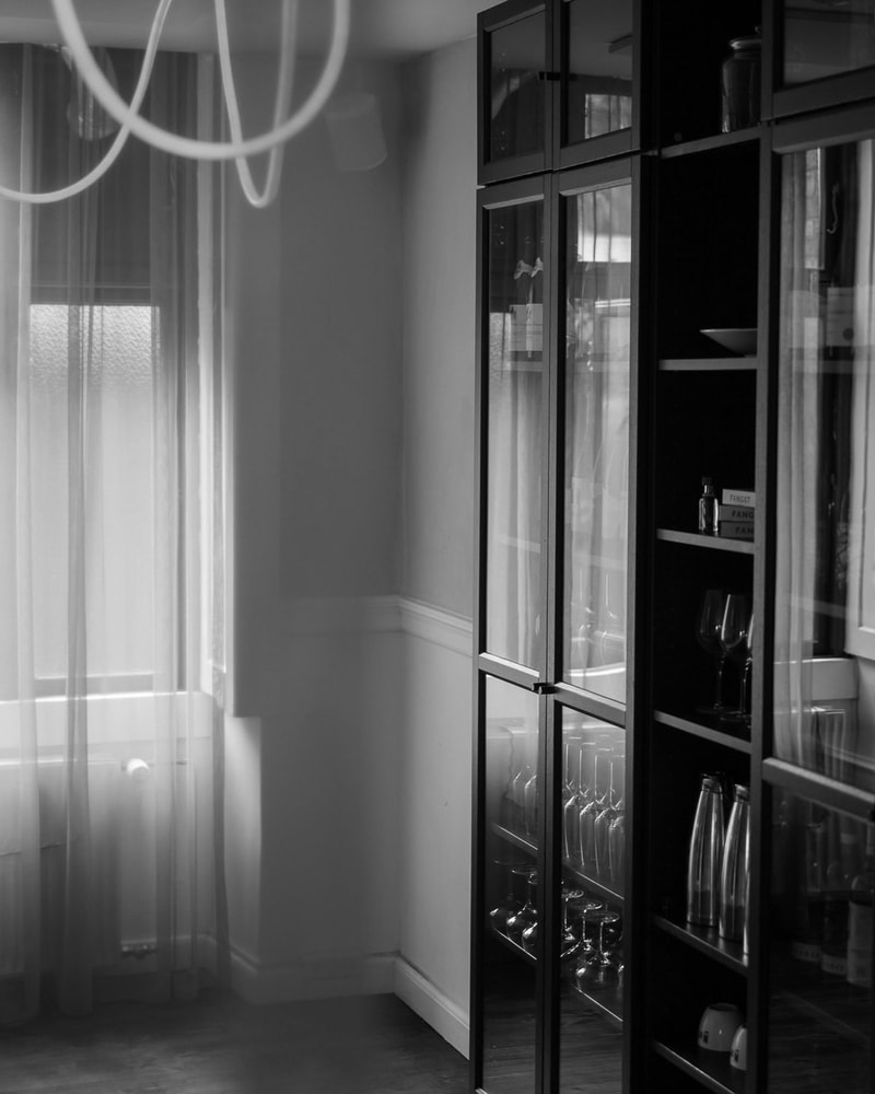 NICHE BLACK BOX: Fyldt Med 100 Hemmelige Smagsoplevelser