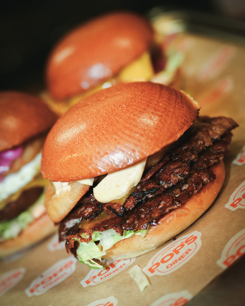 Valgfri Smash-Burger @ POP's Diner - Byens Bedste Burger under Buen