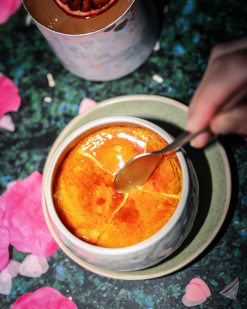 Galentines Day @ Alexanders Bistro - Hvem Skal Du Fejre Venskabet Med?