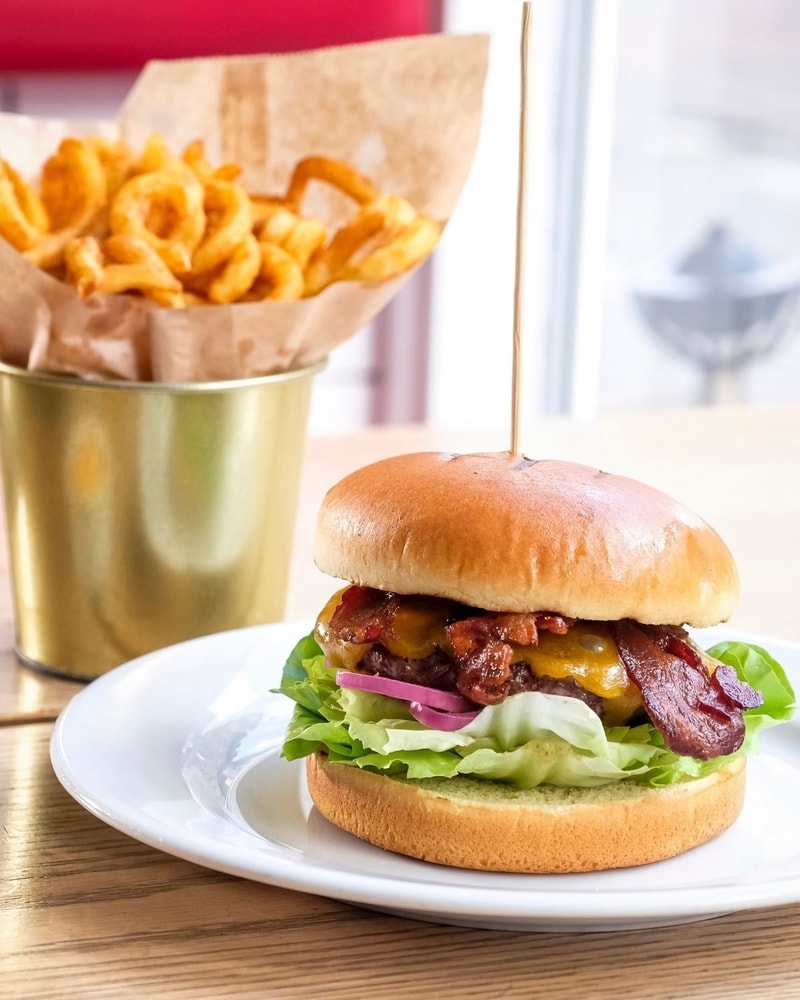 Valgfri Combo @ Vesterbros Originale Burgerrestaurant - Stadig Absolut Topklasse!