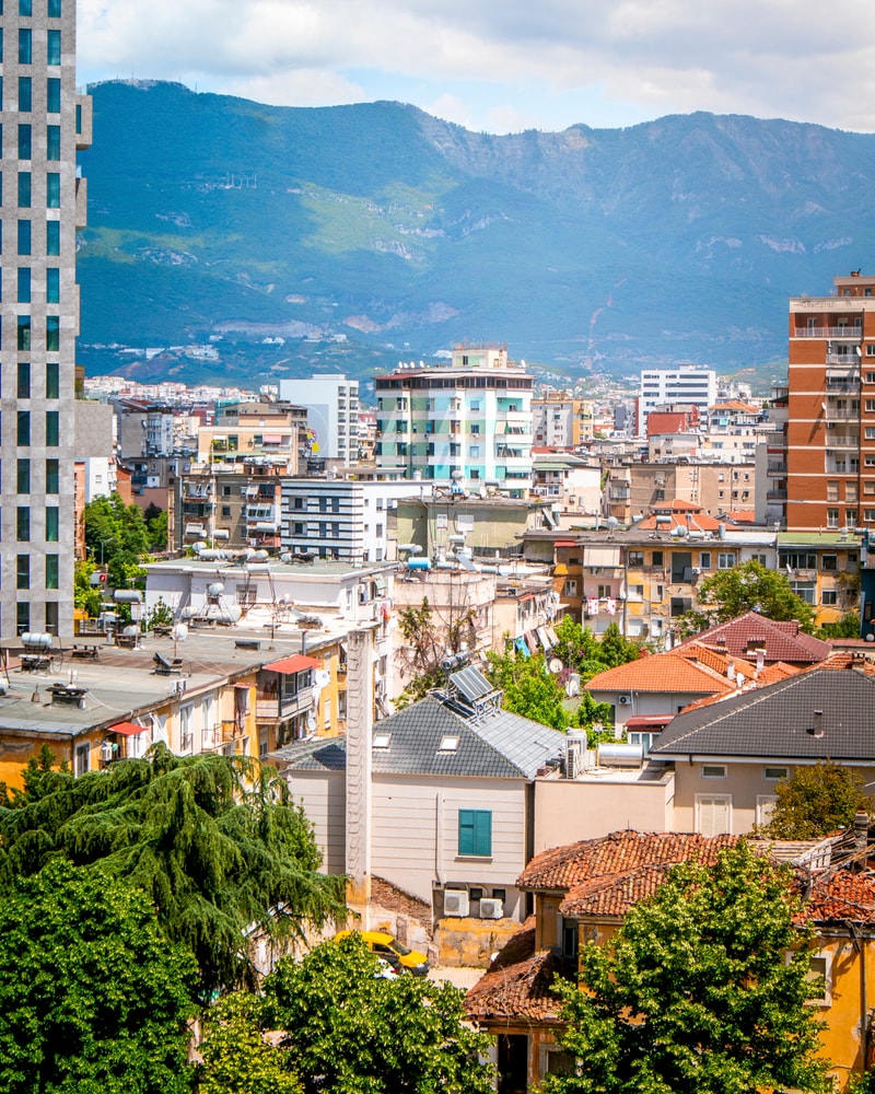 Oplev Albaniens hovedstad: Tirana