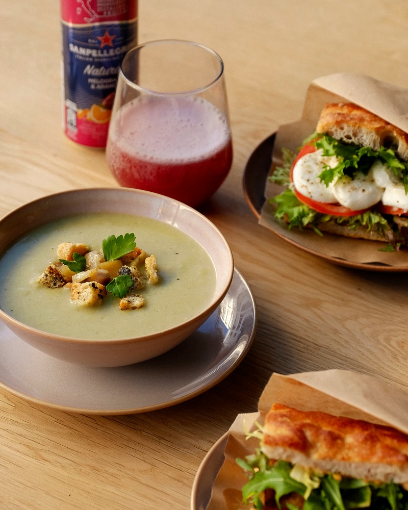 The Premium Focaccia Set @ Govinda's Kitchen - Perfekt Vegetarisk Vintercombo 