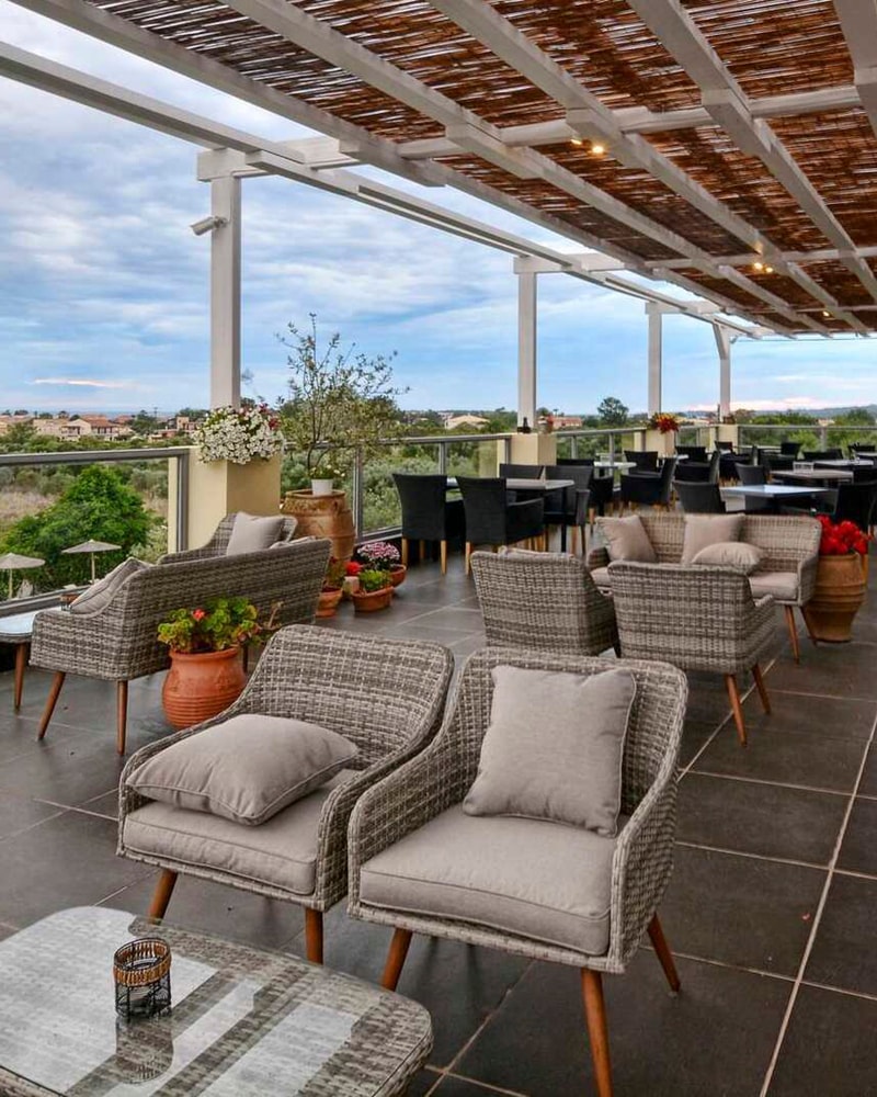 Apollo: Strand-ferie på Korfu