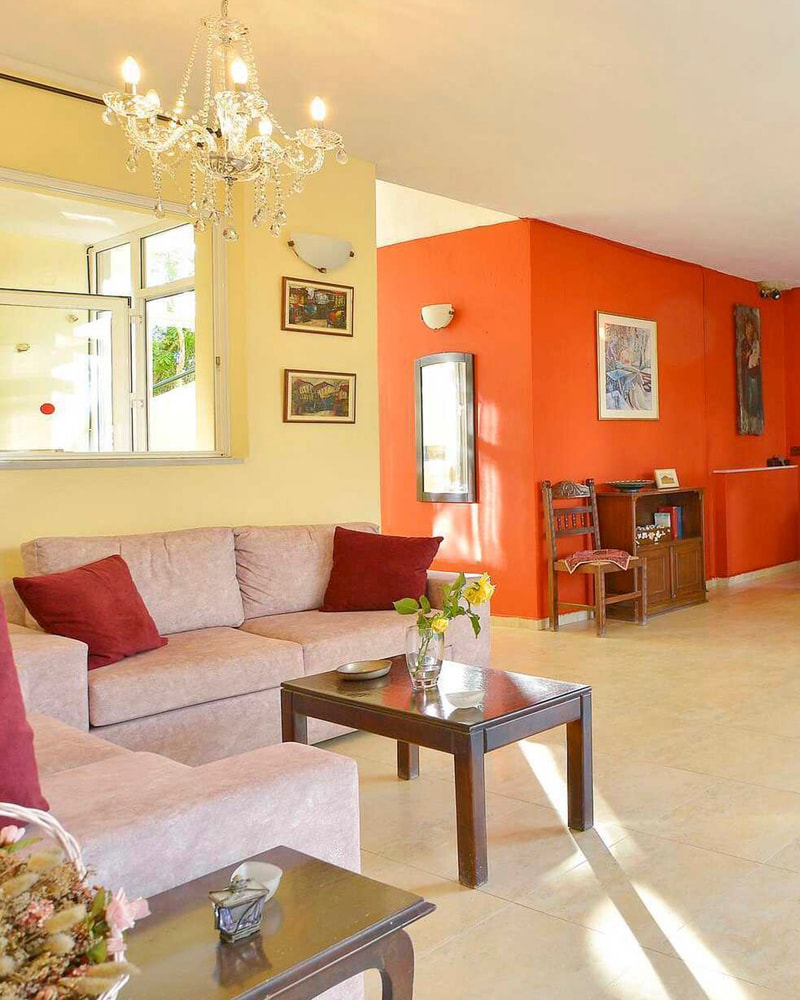 Apollo: Strand-ferie på Korfu