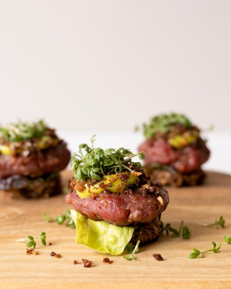 16 Mini-Smørrebrød fra Danish Minies - Smag Alle Dine Favoritter i Et Måltid