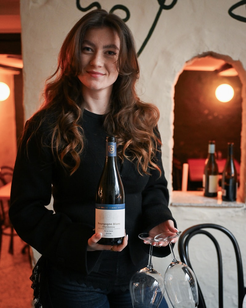 2 Valgfrie Glas @ Bar Somm' - Udforsk Alt Fra De Robuste Røde til De Sprøde Hvide 