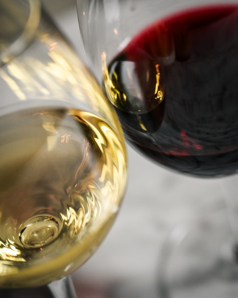 2 Valgfrie Glas @ Bar Somm' - Udforsk Alt Fra De Robuste Røde til De Sprøde Hvide 