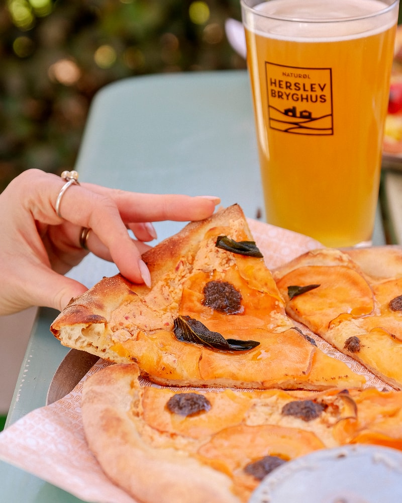 Valgfri surdejspizza til frokost hos @GORMs i Tivoli Food Hall