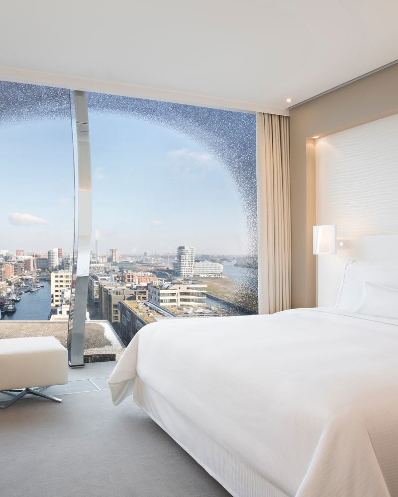 Luksusophold i ikoniske Elbphilharmonie i Hamborg