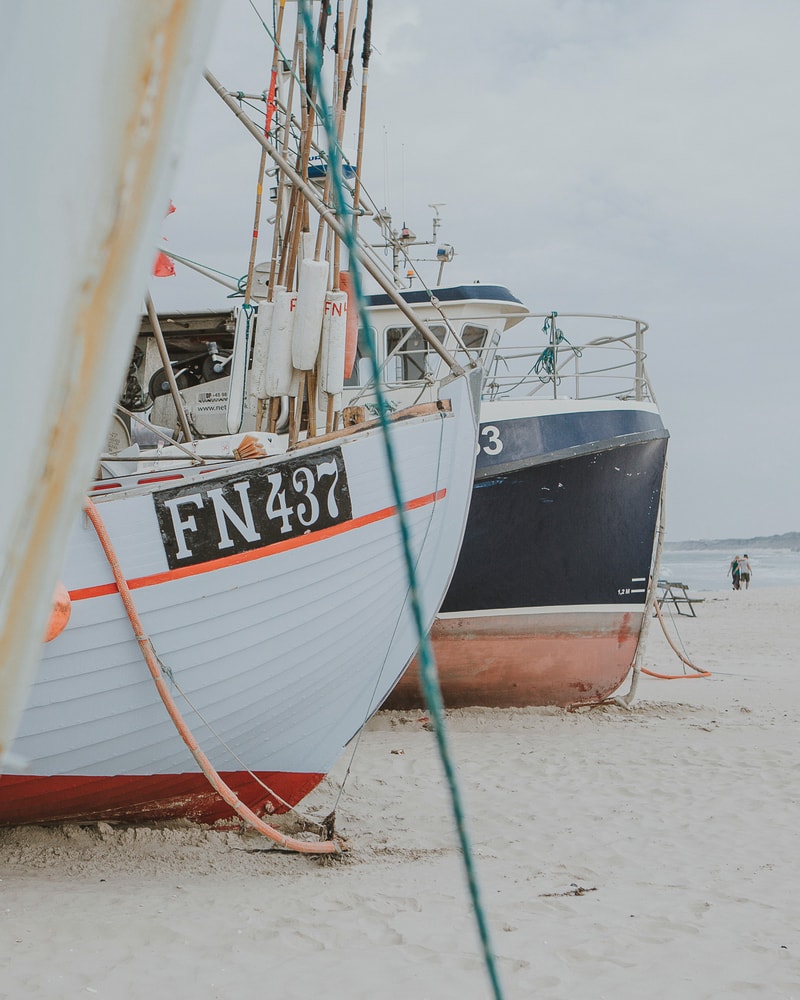 Spar op til 47%: Strandsurfing eller ferie i tagtelt
