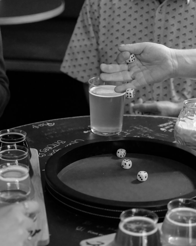 Valgfrit Tastingbræt @ Dialekt - Saml Selv Mellem 12 Udvalgte Danske Specialøl