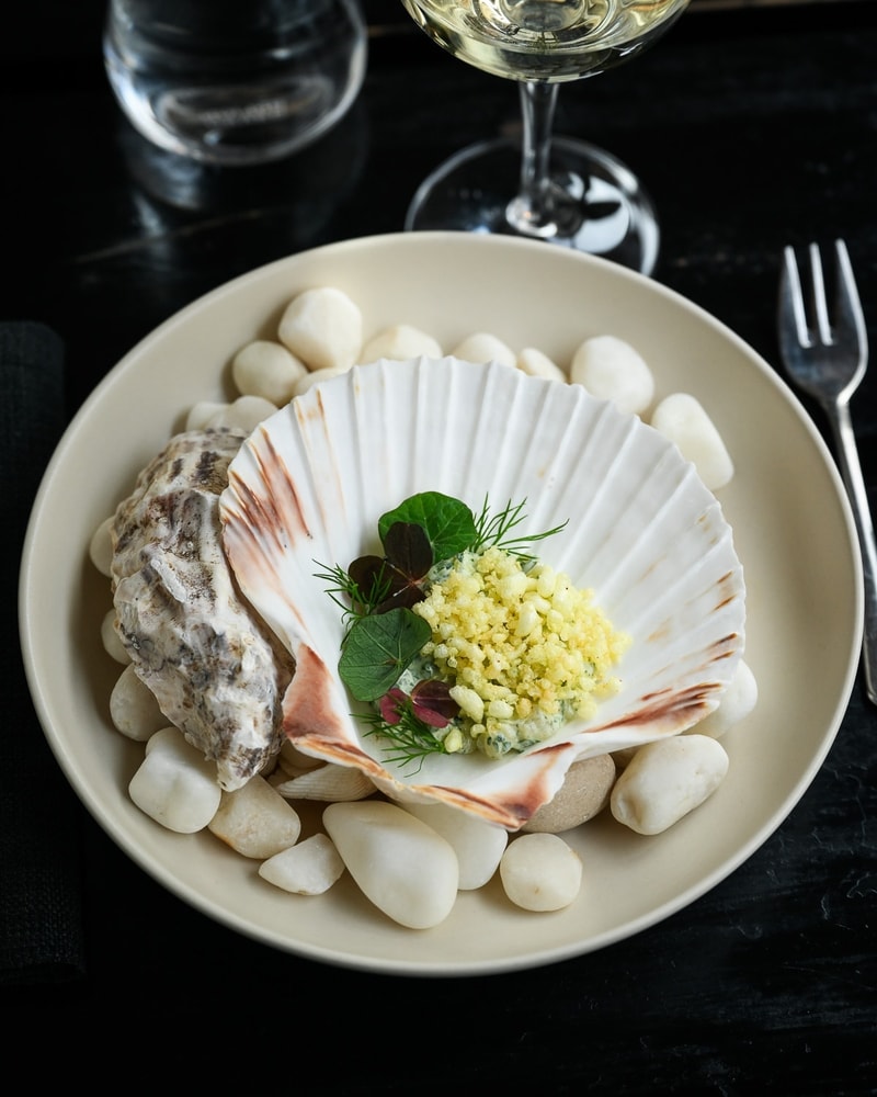 Sommermenu hos Restaurant Rebel - Anbefalet i Michelin-guiden på 13. år