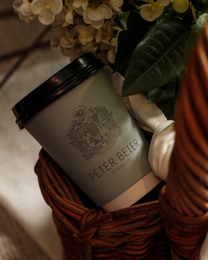 Valgfri Isdessert + Kaffe @ Peter Beier - 13 Lokationer Takeaway & To Stay