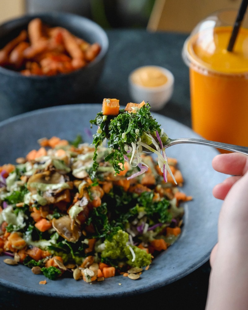 ½ PRIS: Valgfri Stor Salat @ PALÆO - Always Go For The Greens!