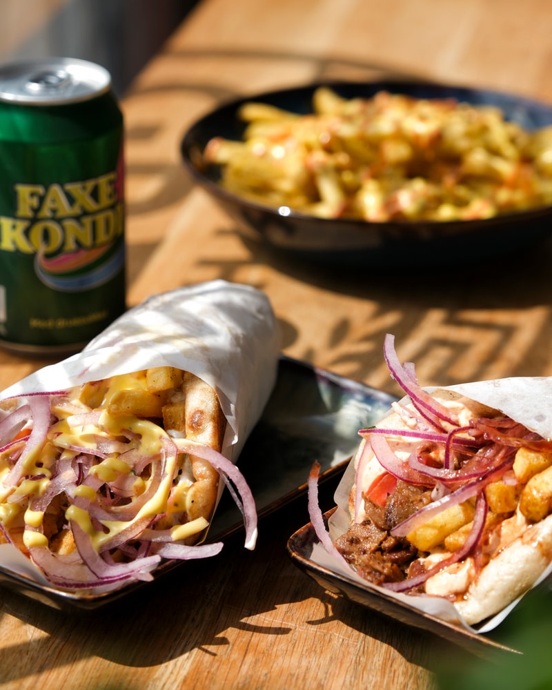 ½ PRIS: Valgfri Gyros @ The Greek - Enkelt, Saftigt & Drønlækkert!