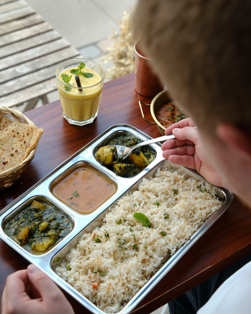 Premium Thali Experience @ Govinda - Vegetarisk Vidundermad på Åboulevarden