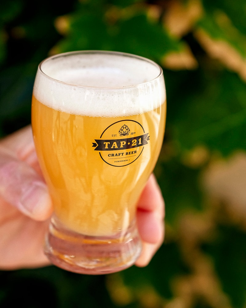 Valgfrit Tastingbræt m. 5 Øl + Valgfri Snack @ Tap 21 - Alverdens Specialøl Fra Hanen På Frederiksberg
