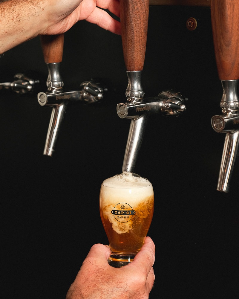 Valgfrit Tastingbræt m. 5 Øl + Valgfri Snack @ Tap 21 - Alverdens Specialøl Fra Hanen På Frederiksberg