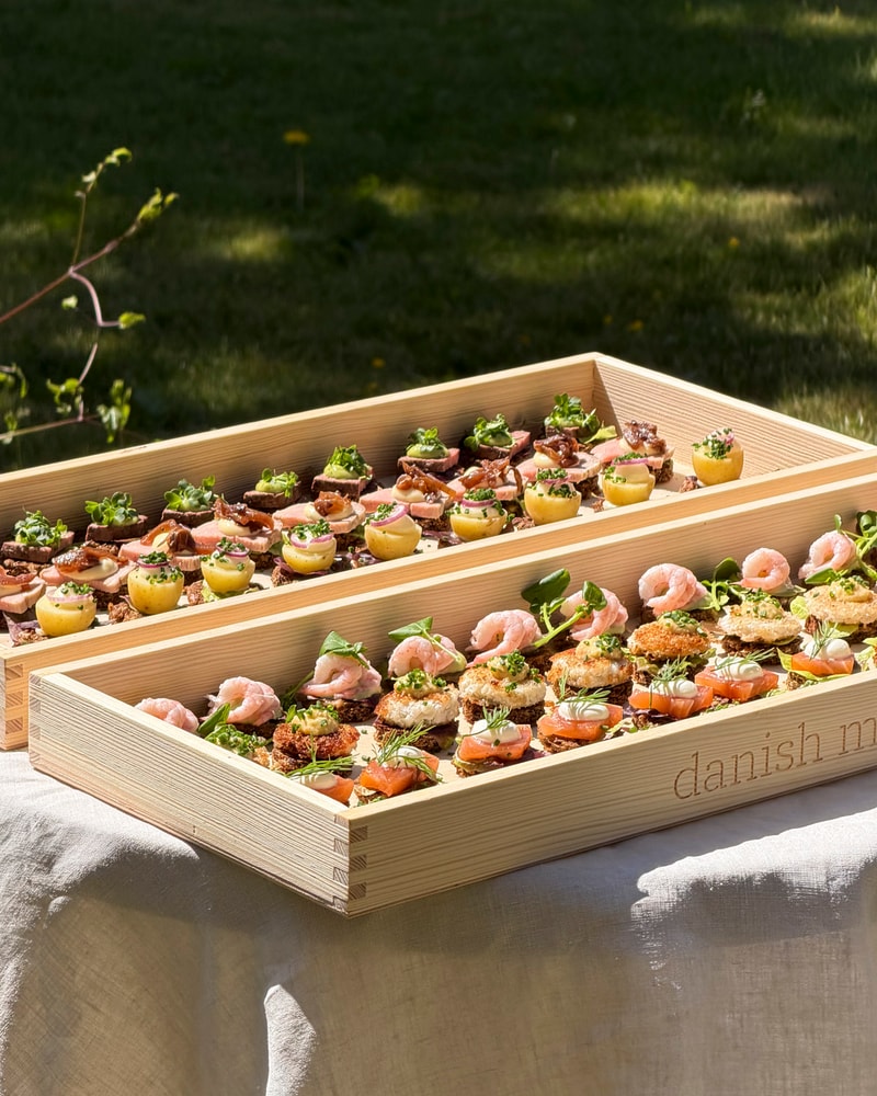 "Den Store Middag" fra Danish Minies - Smag Alle Dine Favoritter i Et Måltid