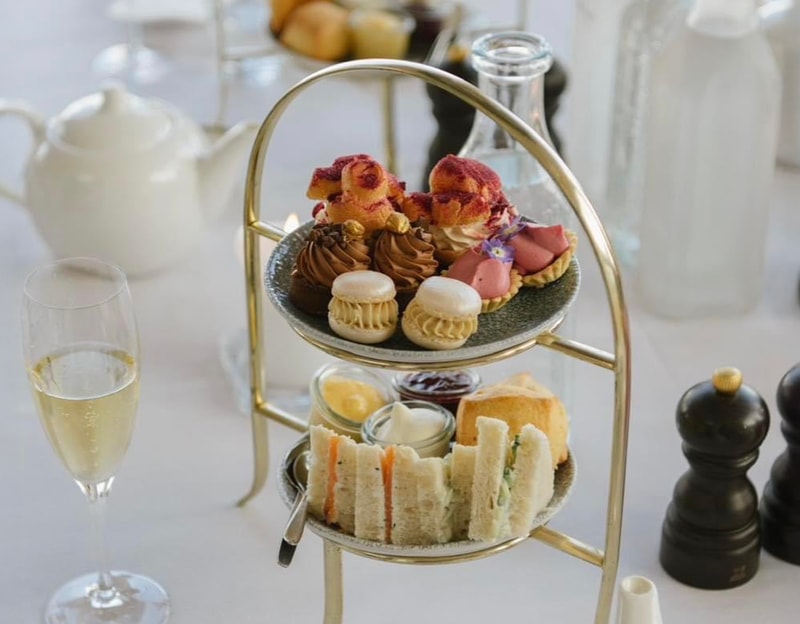 Marienlyst: Pool Club og Afternoon Tea