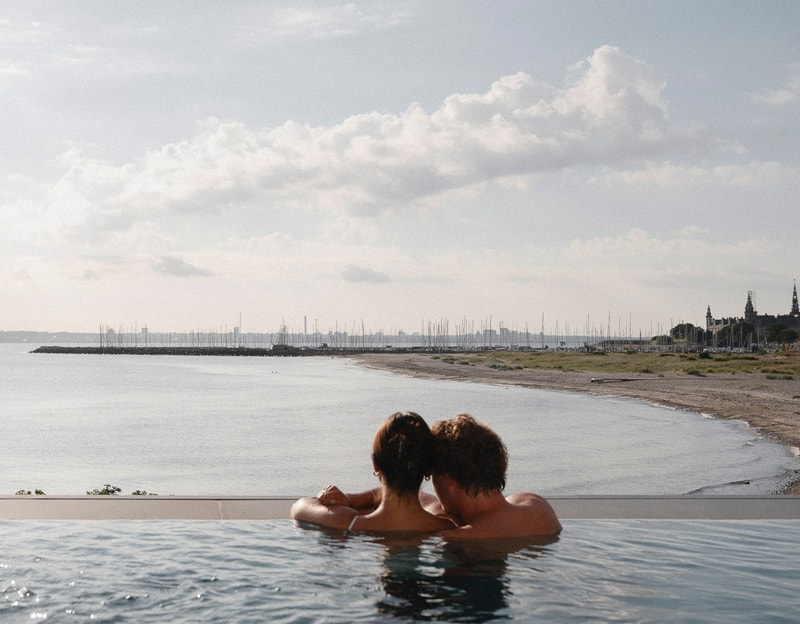 2-retters middag og Pool Club - Marienlyst Strandhotel