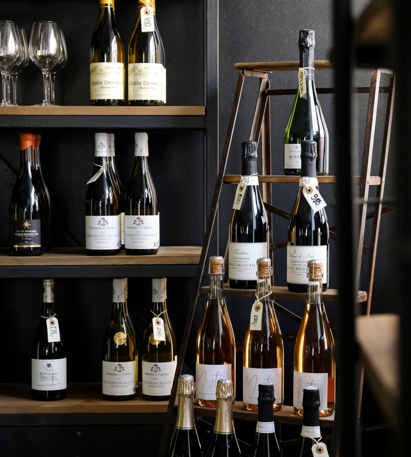 Michelin-anbefalet restauratør: Kok fra Noma og Geranium åbner spritny vinhandel og delikatesse på Vesterbro