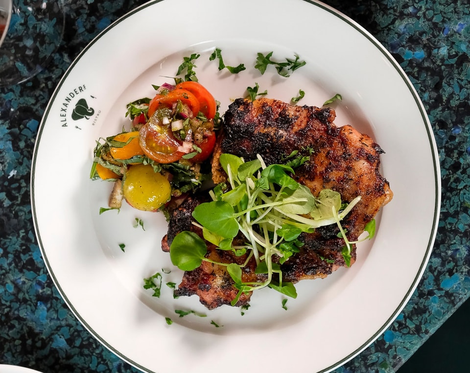 Valgfri 3-retters @ Alexanders Bistro - Udforsk Forårsmenuen hos Carlsberg Byens Darling