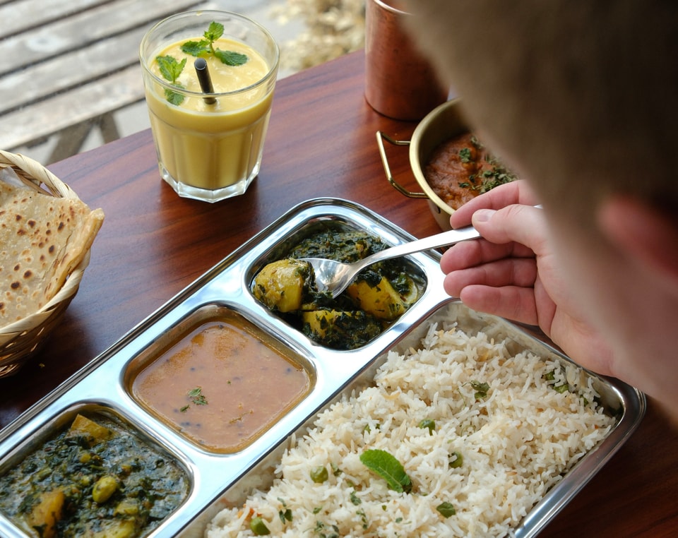 Premium Thali Experience @ Govinda - Vegetarisk Vidundermad på Åboulevarden