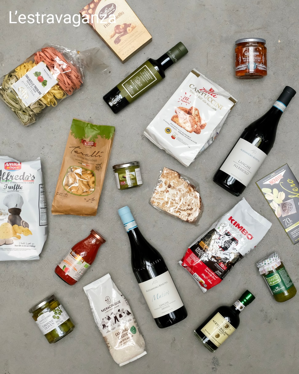 Gavekurve Med Specialiteter Fra Supermarco