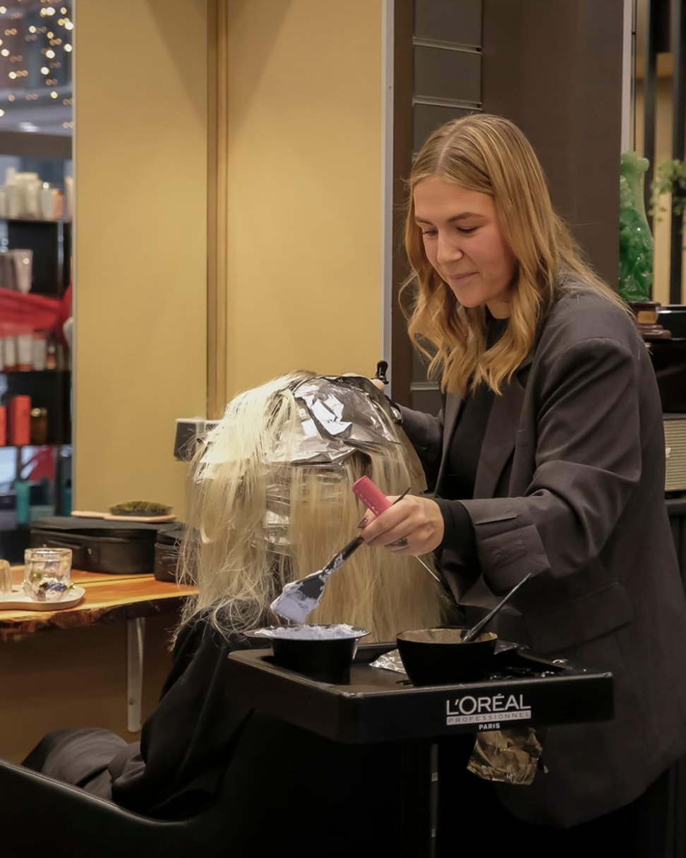 Frisørbesøg hos populære HNG HAIRCONCEPT 